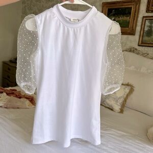 SUGAR + L!PS Bubble Sleeve Top